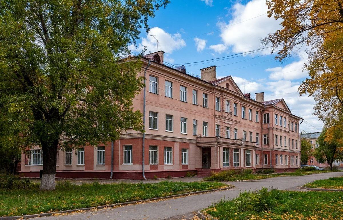 Исторический ремонт: луганская гимназия №52 открылась после преображения