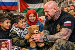 Вместо Голливуда – окопы Донбасса. Чем занимается в России экс-боец ММА Джефф Монсон