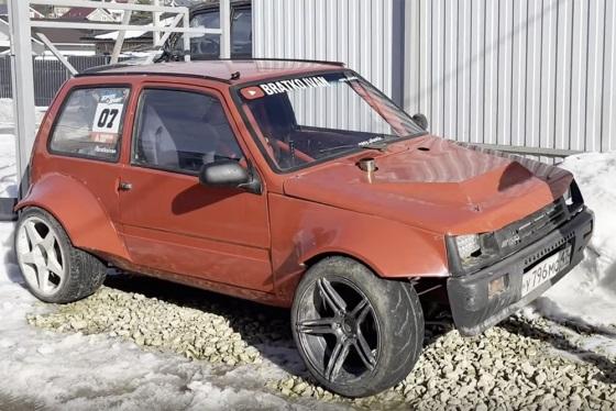 Ока с характером: в Петербурге продают уникальную «Оку» с задним приводом  — цена смешная, а аппетит серьезный