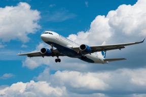 В Иране анонсировали поэтапное возобновление авиаперелётов