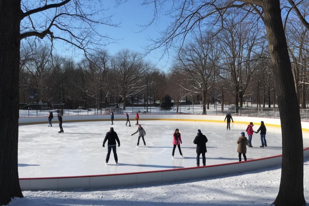 Каток в Горсаду имени Пушкина в Челябинске завершает сезон