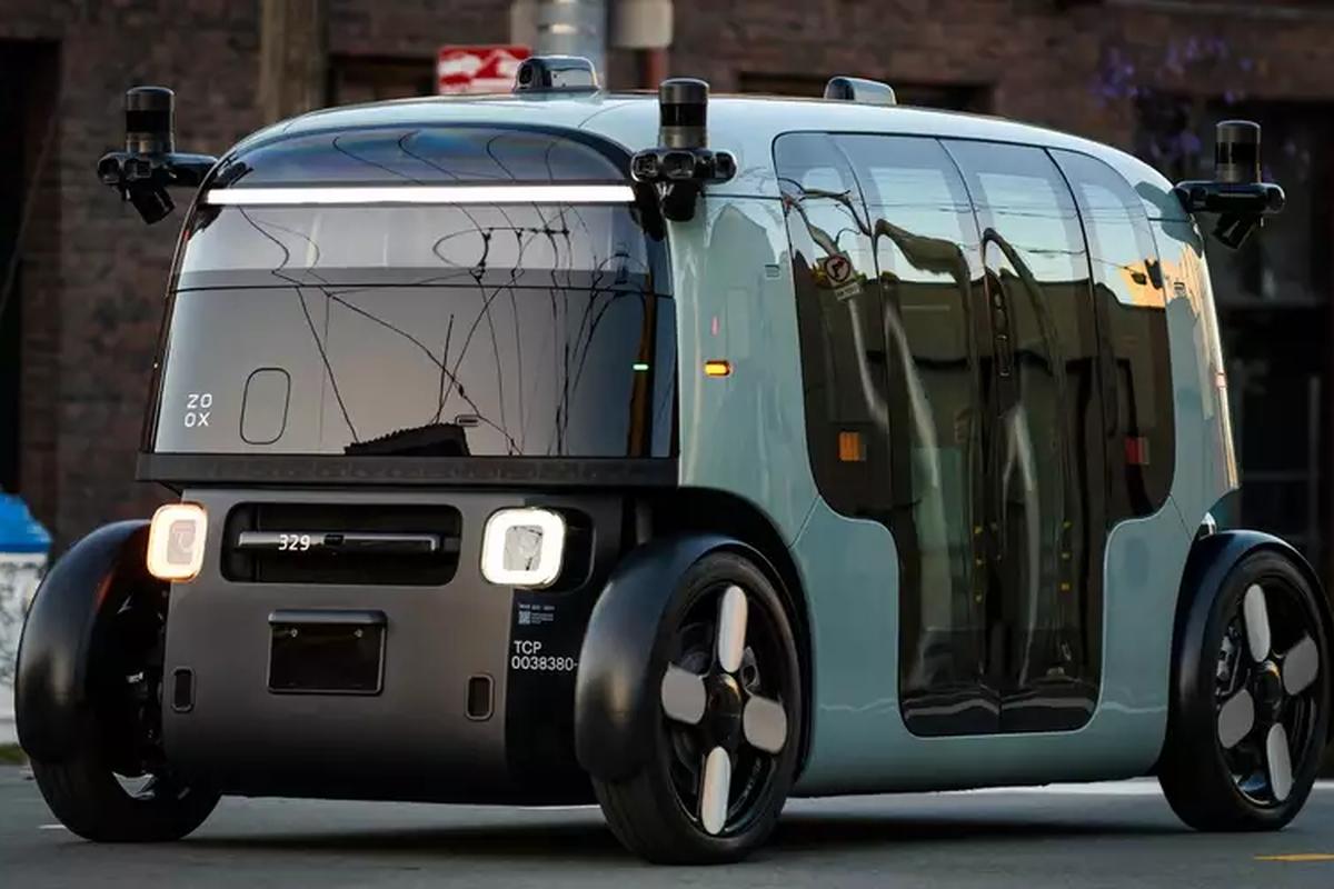 Роботакси от Amazon сняли с рейсов из-за рисков ДТП