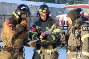 Спасатели Магаданской области в ходе учений справились с условным пожаром