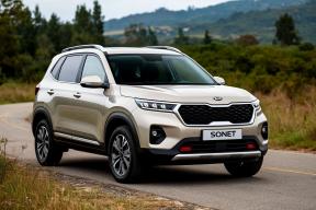 Новый Kia Sonet: компактный корейский кроссовер добрался до России