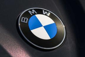 BMW вводит новый логотип с февраля