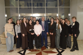 Спикер Госсовета Чувашии Леонид Черкесов рассказал студентам РАНХиГС о ключевых инициативах, реализуемых в региональном парламенте