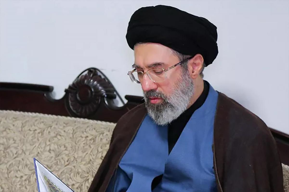 Назло Вашингтону: Иран тайно выбрал нового аятоллу, пока Трамп грозил бомбить заседание