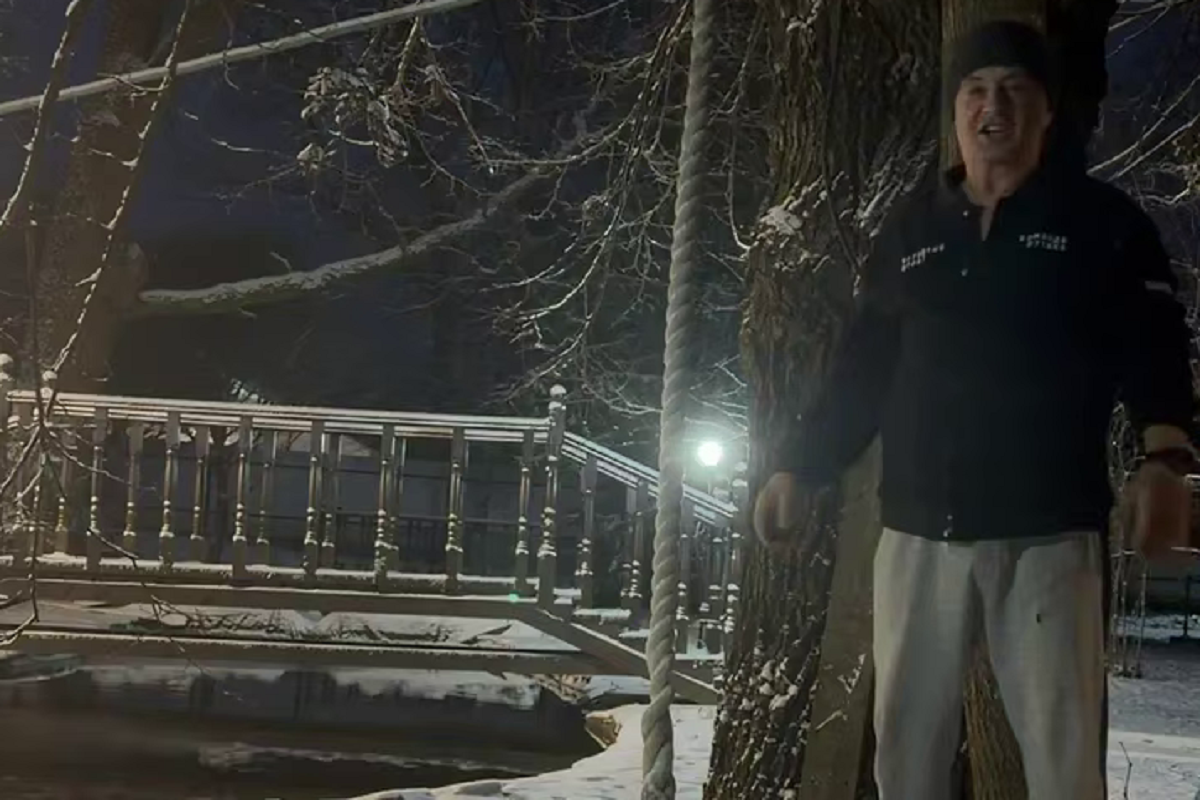 Лечитесь хоть мочой: Мясников раскритиковал россиян за веру антинаучным методам