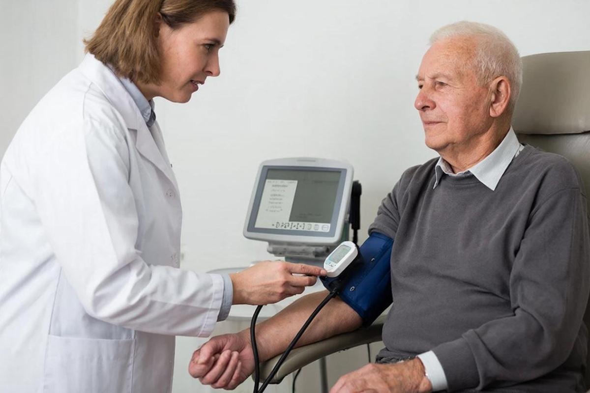 Кардиологи назвали шесть признаков, предвещающих остановку сердца