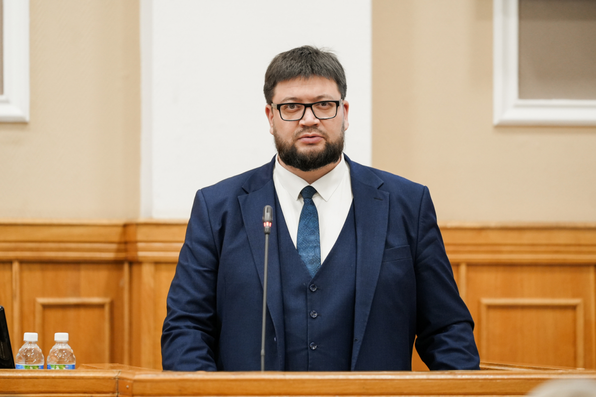 Единогласное решение: Новым мэром Чебоксар стал Станислав Трофимов