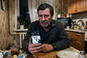 «Переступила через родную кровь». Отец невесты террориста рассказал, как дочь обманула всю семью