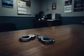 В Махачкале школьный стадион стал местом жестокой расправы — СК завел дело о хулиганстве против 14-летних девушек
