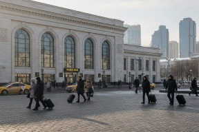 Более 1,1 тысячи маломобильных пассажиров получили помощь на вокзалах Псковской области