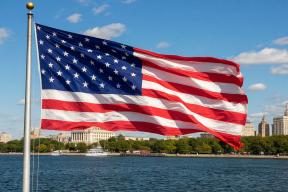 Politico: Энди Бейкер является «серым кардиналом» Белого дома