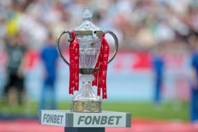 Кадышева и «Тату» на одном поле: РФС устроил фольклорно-поп-микс для суперфинала Кубка России