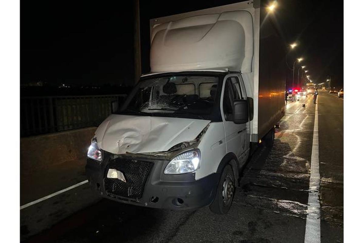 На загородной трассе М-2 «Крым» в Орловской области «Газель» насмерть сбила мужчину
