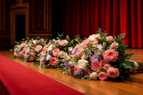 Глава государства вручит награды молодым талантам в области культуры