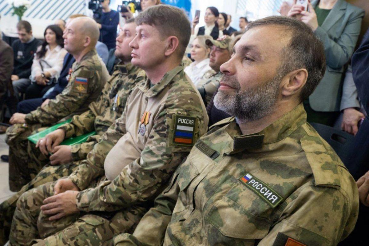 Глава Тамбовской области Первышов доложил президенту о кадровой программе для бойцов СВО