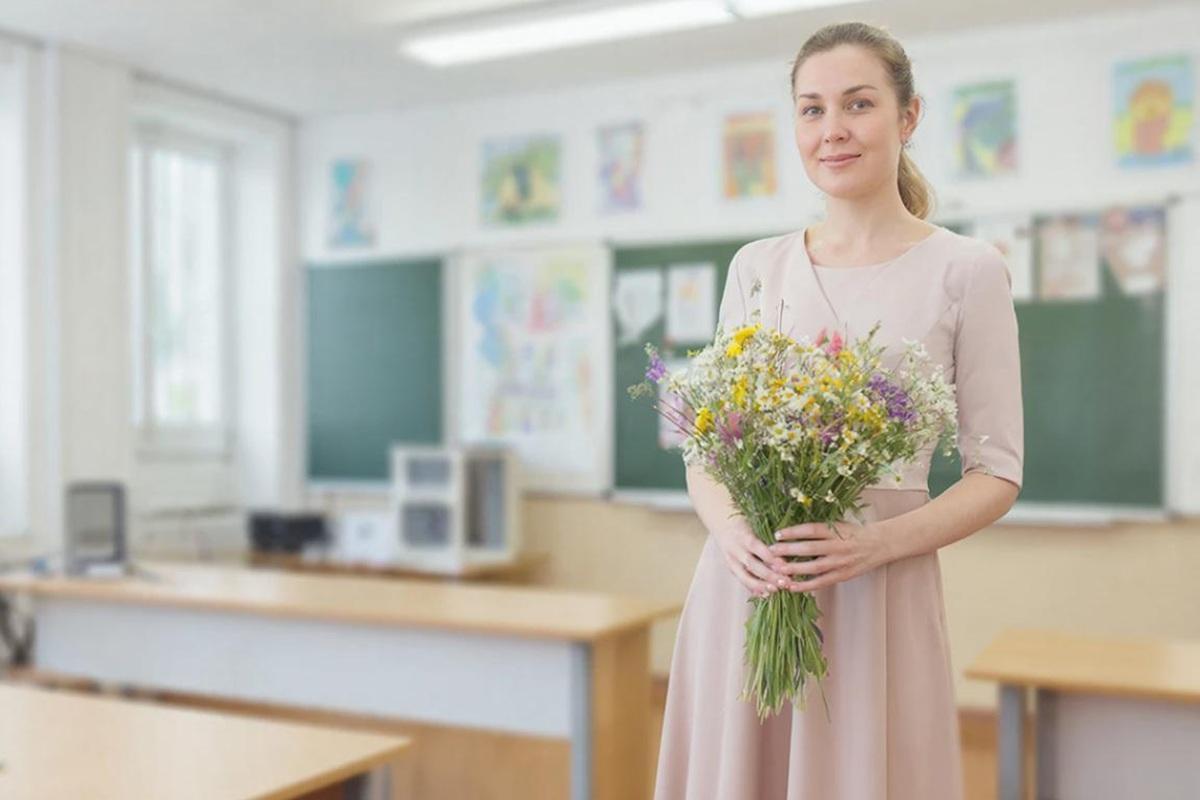 Омск получит более 1 млрд рублей на зарплаты педагогам допобразования