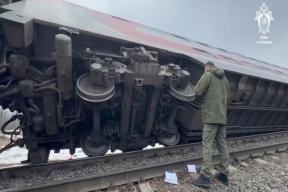 Крушение поезда под Ульяновском: солистка «Демо» поделилась деталями эвакуации