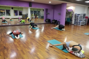 Активность в декабре: как сохранить баланс между работой, праздниками и фитнесом