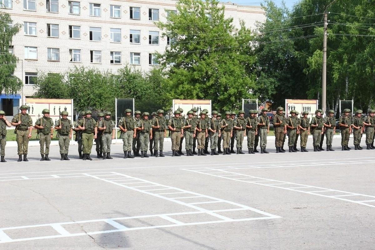 В части под Санкт-Петербургом двое военных были убиты одним выстрелом