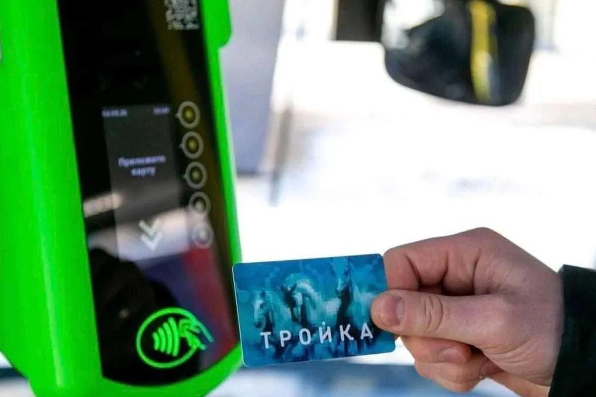 Улыбнитесь турникету и сэкономьте 600 рублей в месяц: три секрета дешёвого проезда в Москве