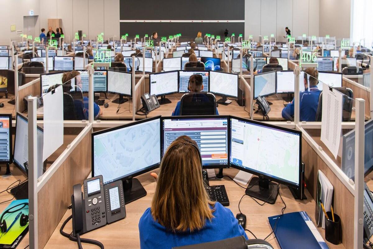 Московская «Система 112» взаимодействует с 200 аварийными и экстренными службами города