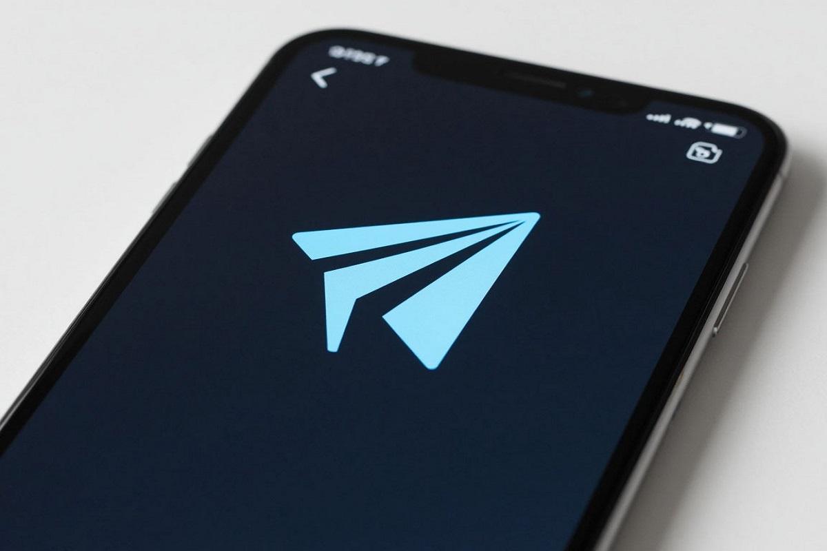 Депутат Свинцов: Дуров будет вынужден подчинить Telegram национальным законодательствам