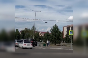 Авиашоу «Русских Витязей» собрало жителей и гостей Кызыла на набережной Енисея