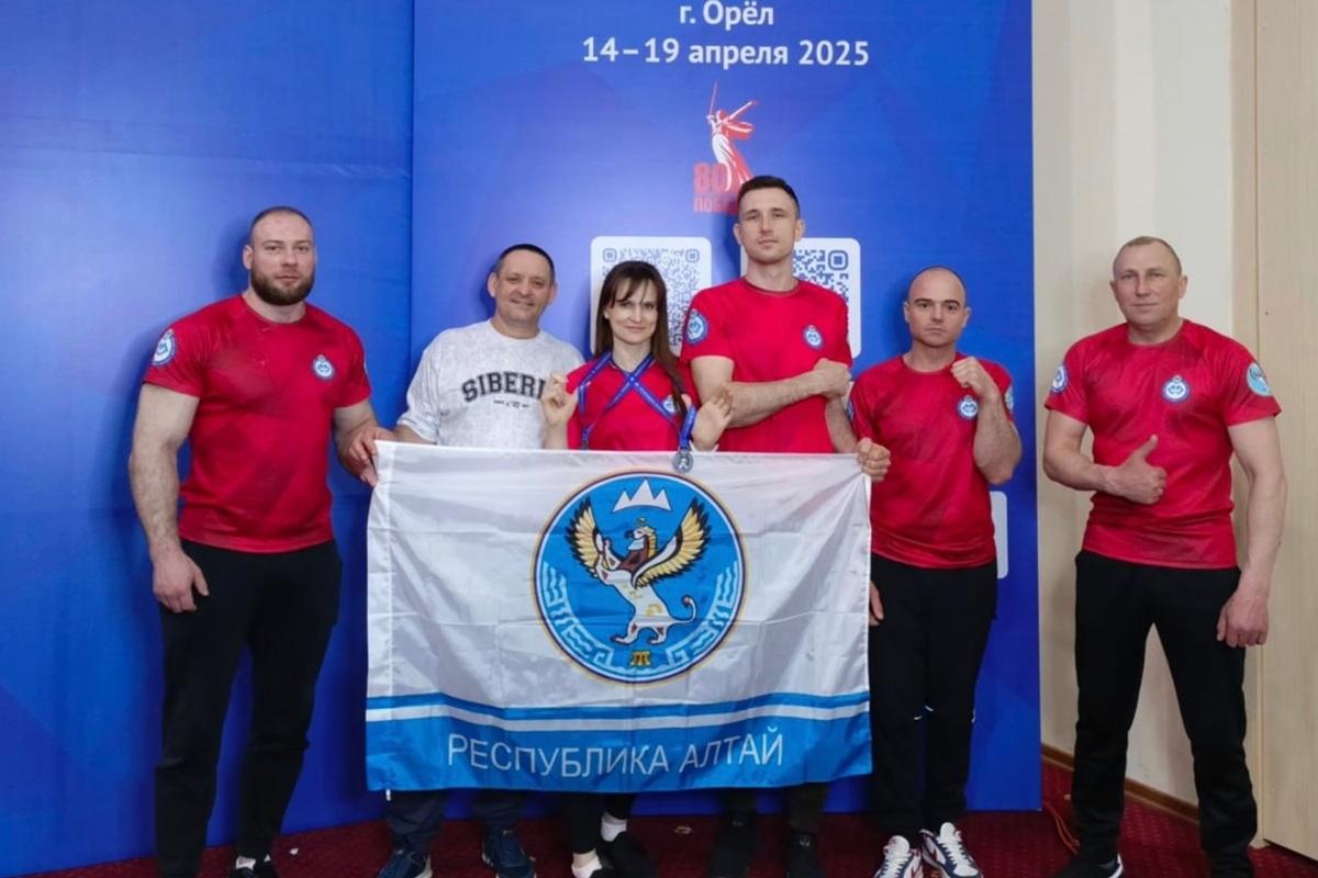 Спортсменка из Алтая пробилась на чемпионат мира по армрестлингу