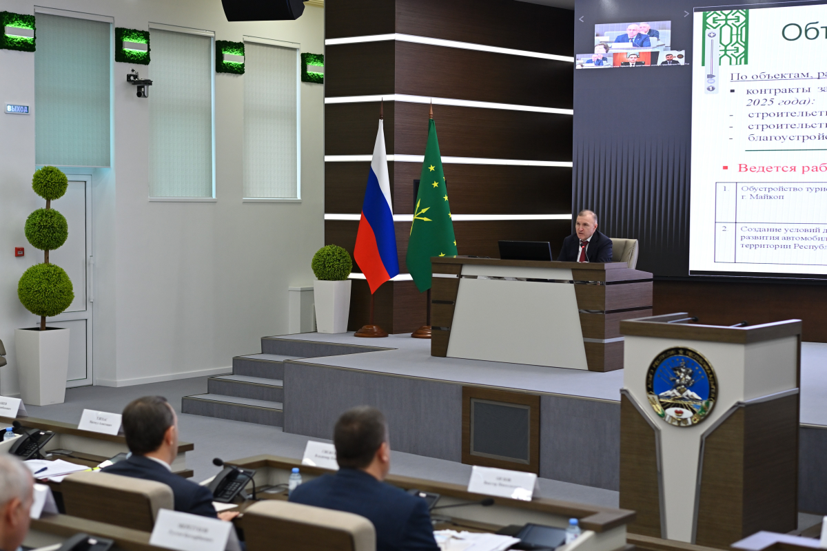 «Нужно двигаться на опережение»: Глава Адыгеи Мурат Кумпилов поставил задачу ускорить реализацию инфраструктурных проектов