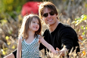Tom Cruise's estranged daughter Suri has dropped her father's last name