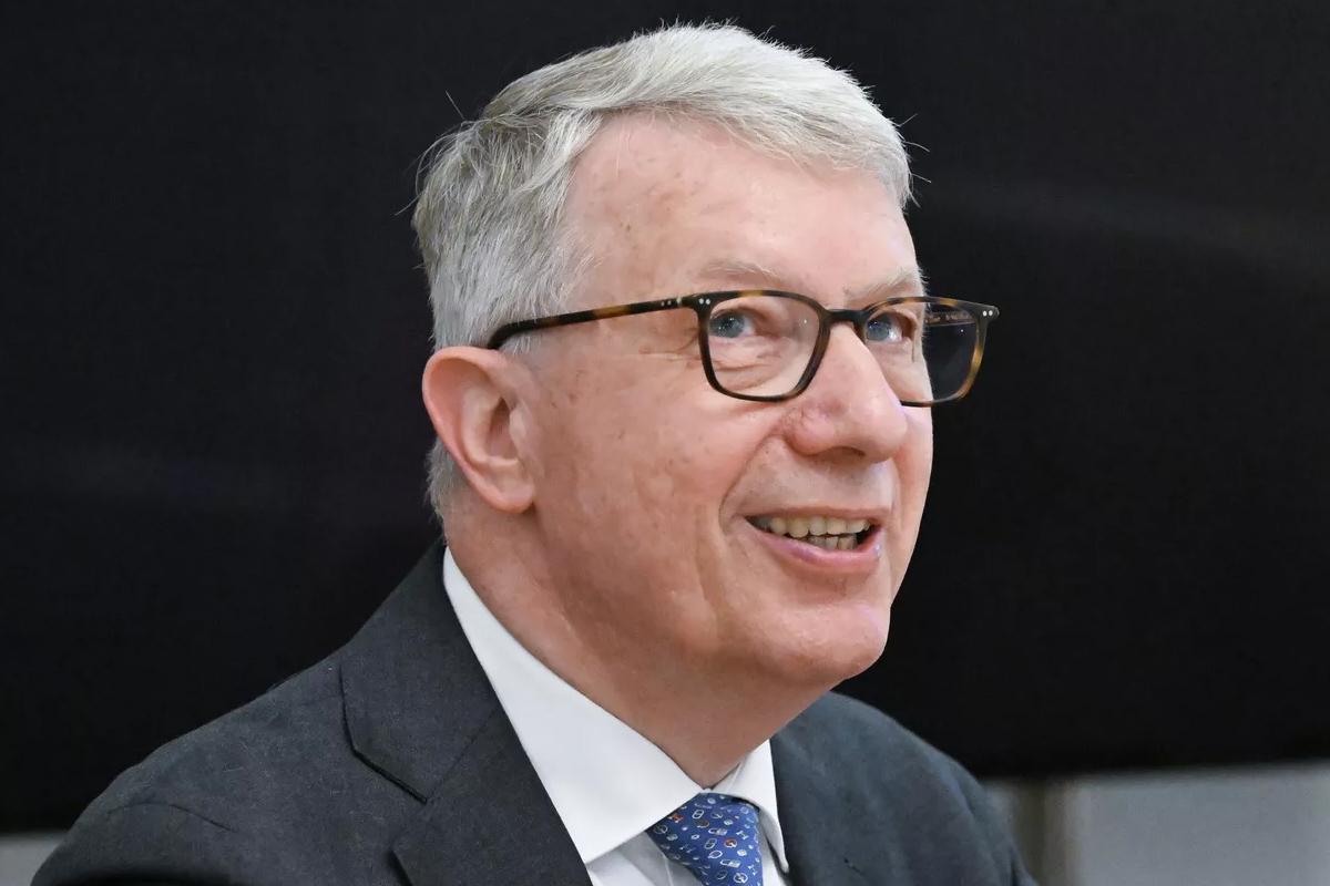 «Растопить лед» любой ценой: европейский политик рискнул карьерой ради поездки в Москву