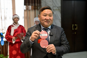 Владислав Ховалыг: Все дети участников СВО из Тувы получат подарки к Новому году при поддержке инвестора