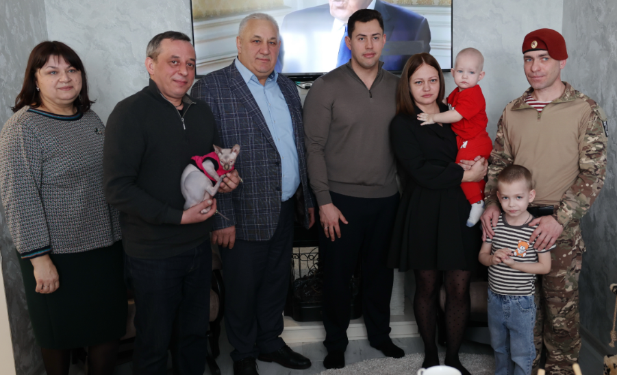 Спикер Облсовета Владимир Сериков: Все семьи липецких участников СВО находятся под постоянным кураторством депутатов регионального парламента