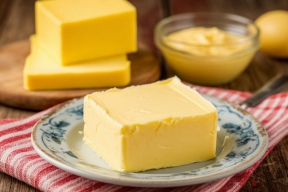 Диетолог Дианова: Маргарин и спреды более безопасны для здоровья, чем сливочное масло