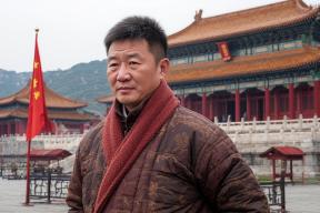 900 км с ножом: что заставило лейтенанта Сил самообороны пойти на посольство Китая