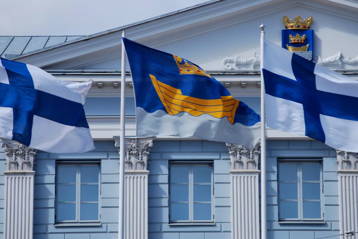 Россия готова ответить на появление у своих границ военной инфраструктуры НАТО