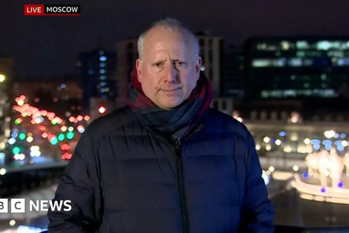 «Мы расскажем сегодня»: журналист BBC пообещал осветить теракт ВСУ в ДНР после вопроса Захаровой