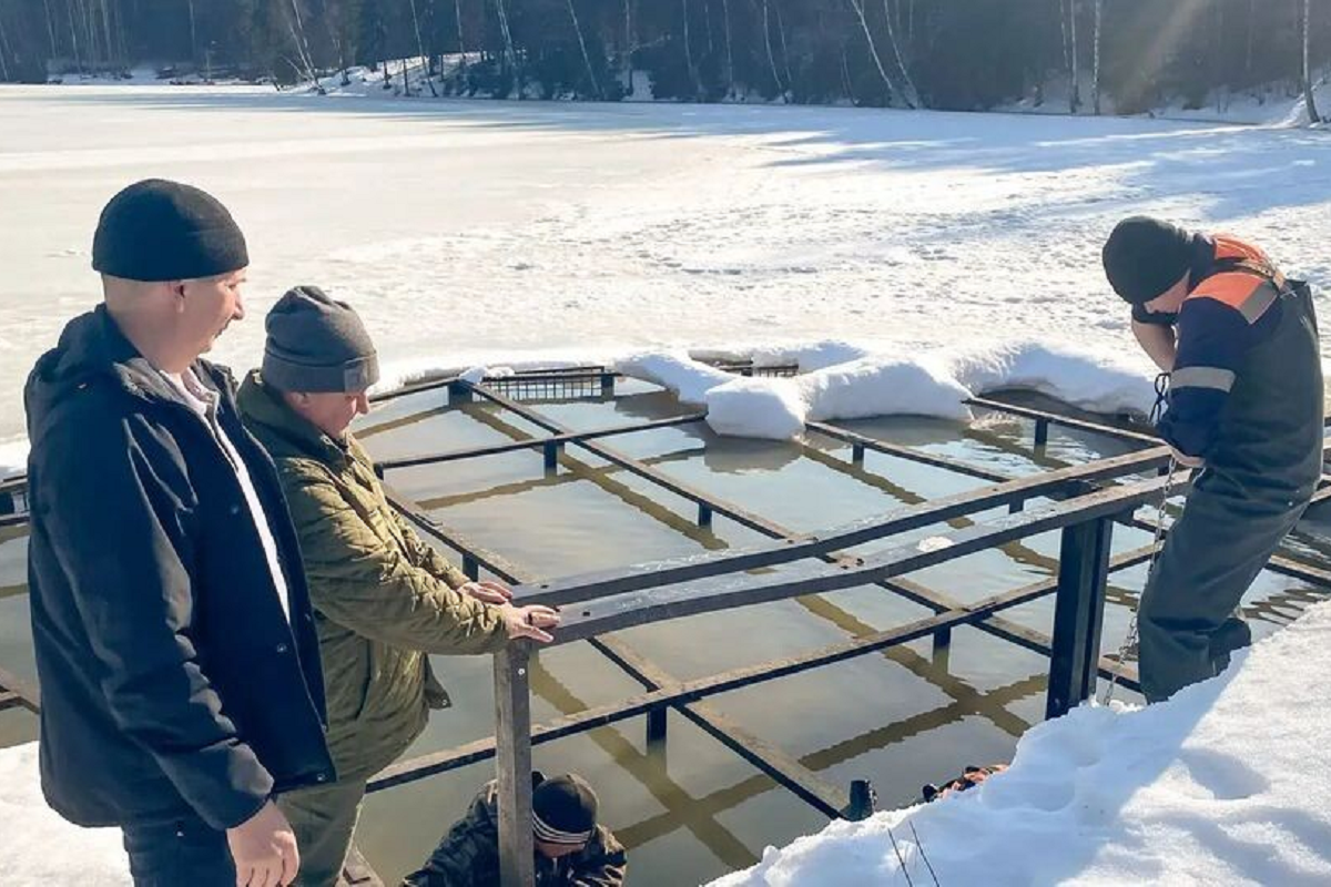На озере Лесном подняли затворы плотины для пропуска паводковых вод