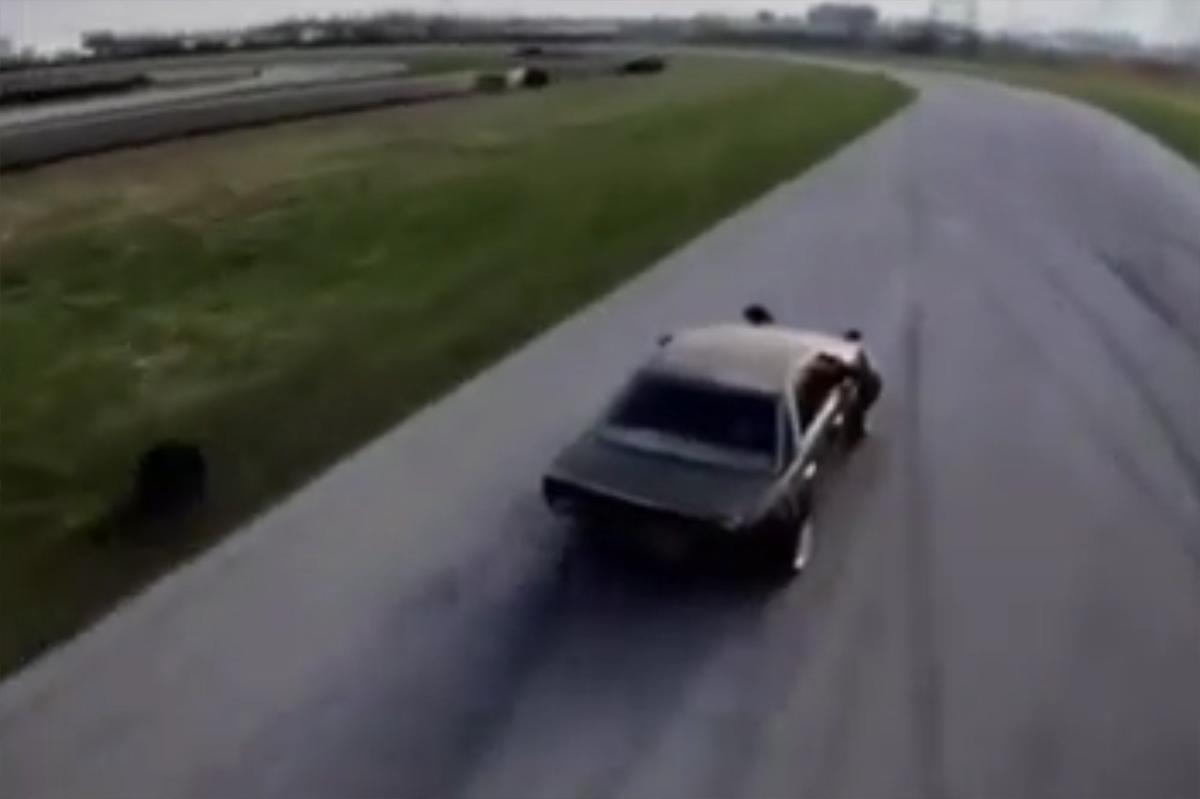 В Петербурге отлетевшее с дрифт-кара колесо на ходу заскочило обратно