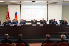 «Никакой ИИ не заменит судью»: Богомаз отчитался о доверии к судам в Брянской области, где электронные иски уже стали нормой