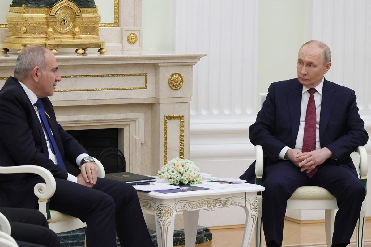 Пашинян пожаловался Путину на закрытые границы: армянский бизнес просит Кремль о спасении