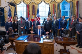 Трамп заявил, что США не откажутся от присутствия на острове Диего-Гарсия