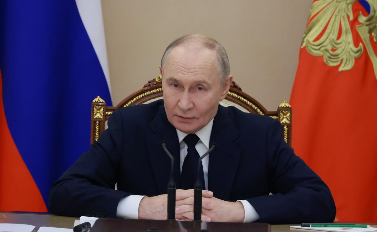 Кремль хранит молчание после ударов «Орешником». Путин готовит важное заявление?