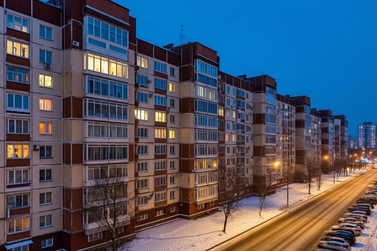 Путин поручил расширить семейную ипотеку на вторичное жилье в малых городах