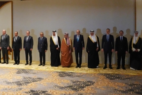 В Эр-Рияде 12 стран осудили иранские удары по Персидскому заливу