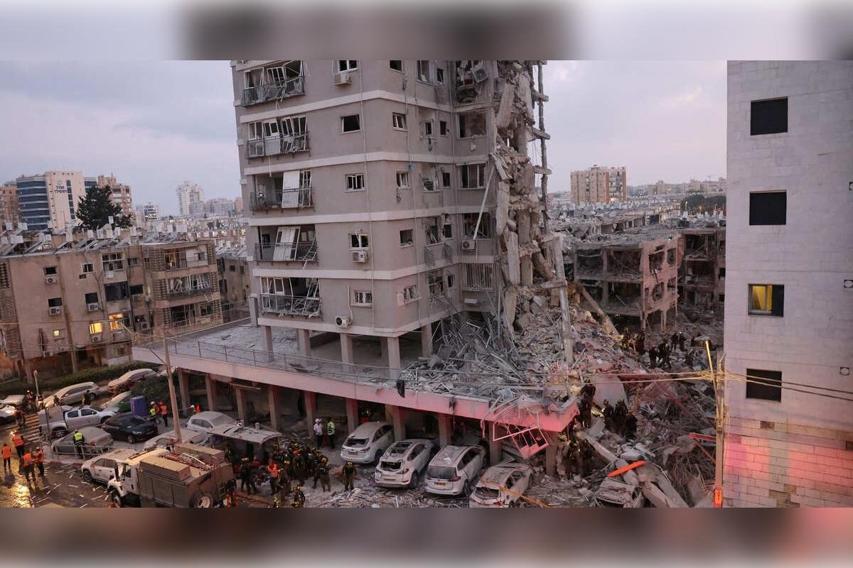 В Иране озвучили условие для прекращения ударов по Израилю