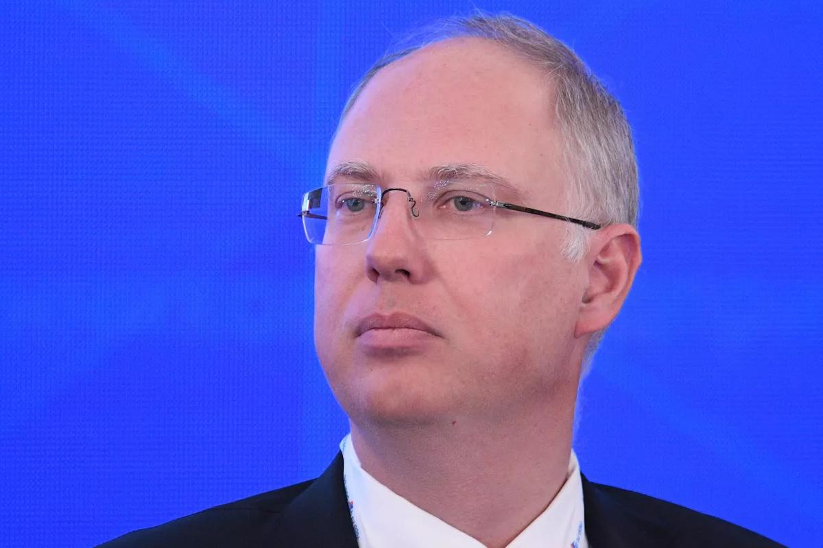 Глава РФПИ иронично процитировал Queen после ухода британского чиновника